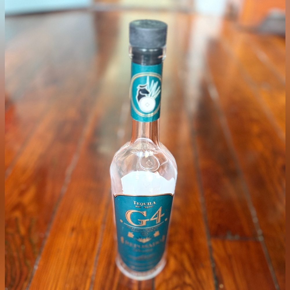 G4 Tequila Reposado Premium - EMPTY BOTTLE 750ml Rare - Picture 6 of 8
